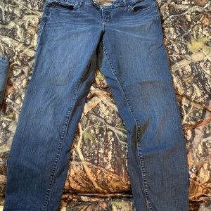 Torrid boyfriend Jean 18